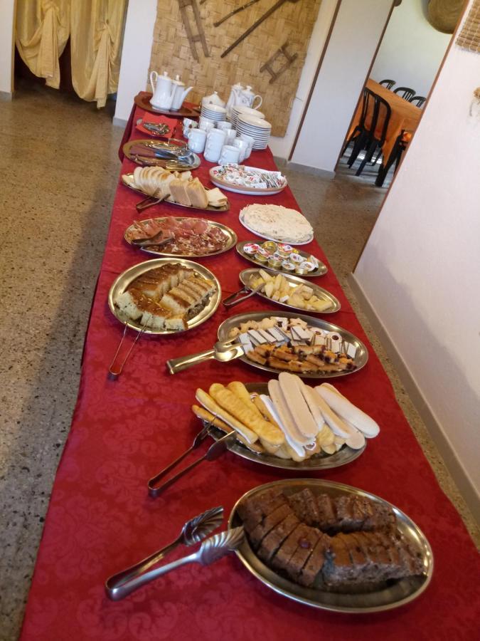 Agriturismo Usurtala Orani Kültér fotó