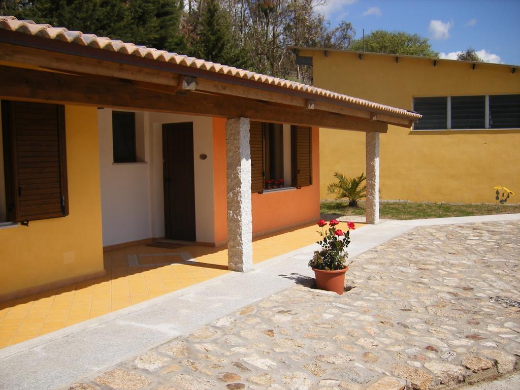 Agriturismo Usurtala Orani Kültér fotó